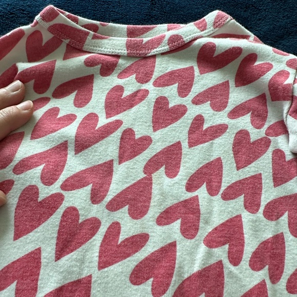 4 Pairs of 2T sleepers, pajamas, Posh Peanut, Gap and Little Sleepies - Picture 11 of 15